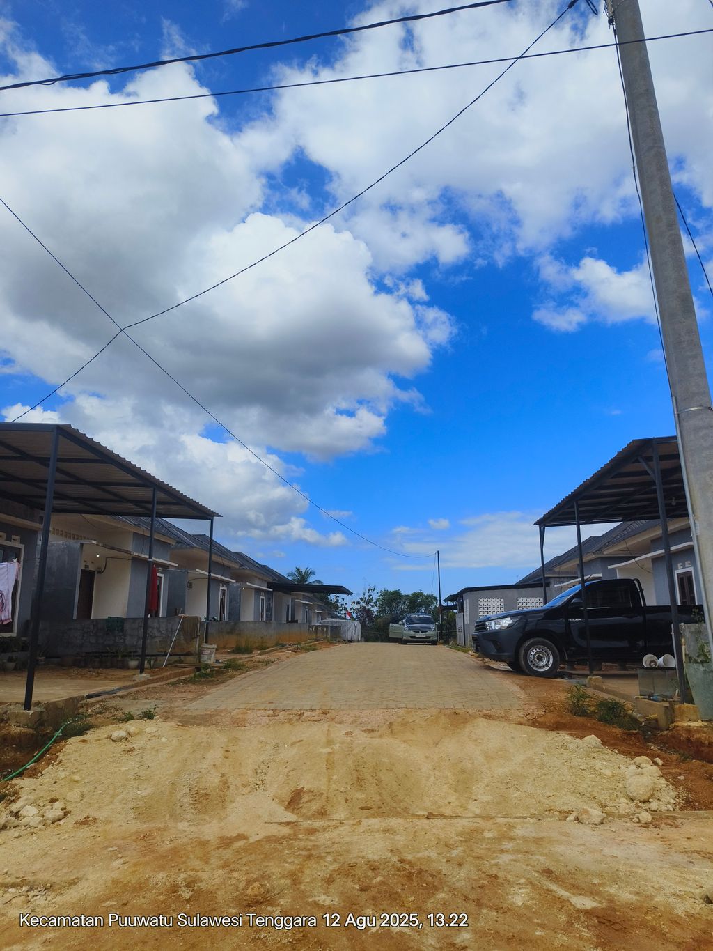foto gerbang perumahan RAYYAN HILLS