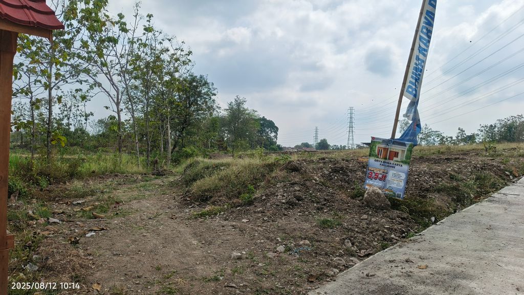 foto gerbang perumahan GRIYA BHINA KARYA JATIKUWUNG