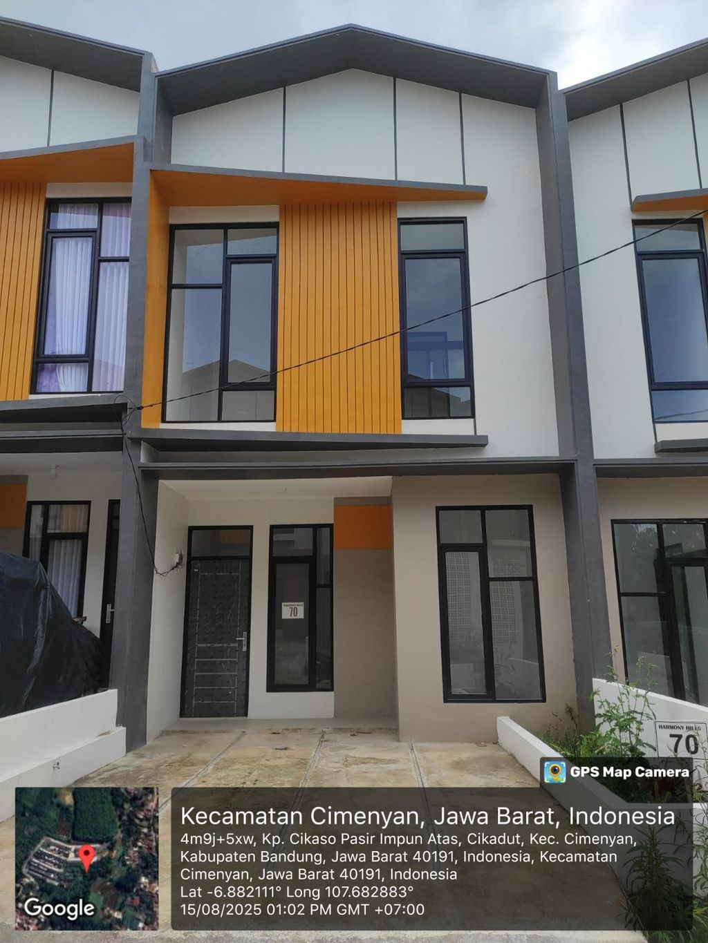 foto tampak rumah tipe 41 Superimposed (3 kamar) (446) perumahan G-Land Harmony Hills