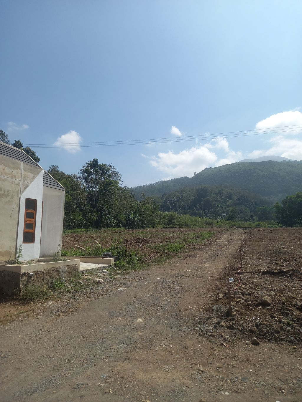 foto posisi tengah perumahan Restoe Boemi X HWD