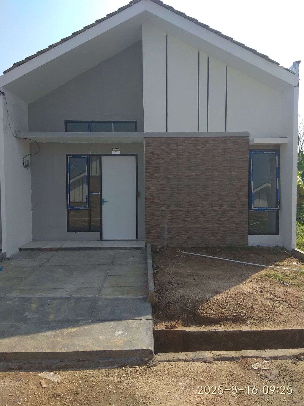 foto tampak rumah tipe 30/60 - T6 (Harga 2024) perumahan Senopati Estate Cikande