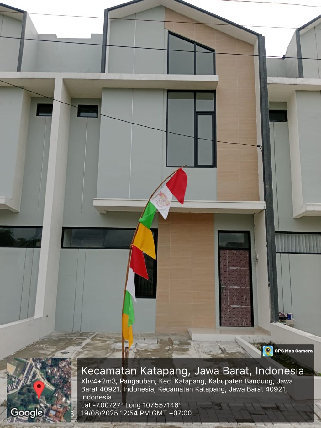 foto tampak rumah tipe 50 Compact (3 Kamar) High Ceiling (444) perumahan G-Land Katapang Residence 1