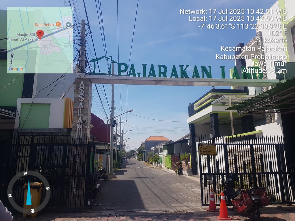 foto gerbang perumahan PAJARAKAN LAND 4 P +