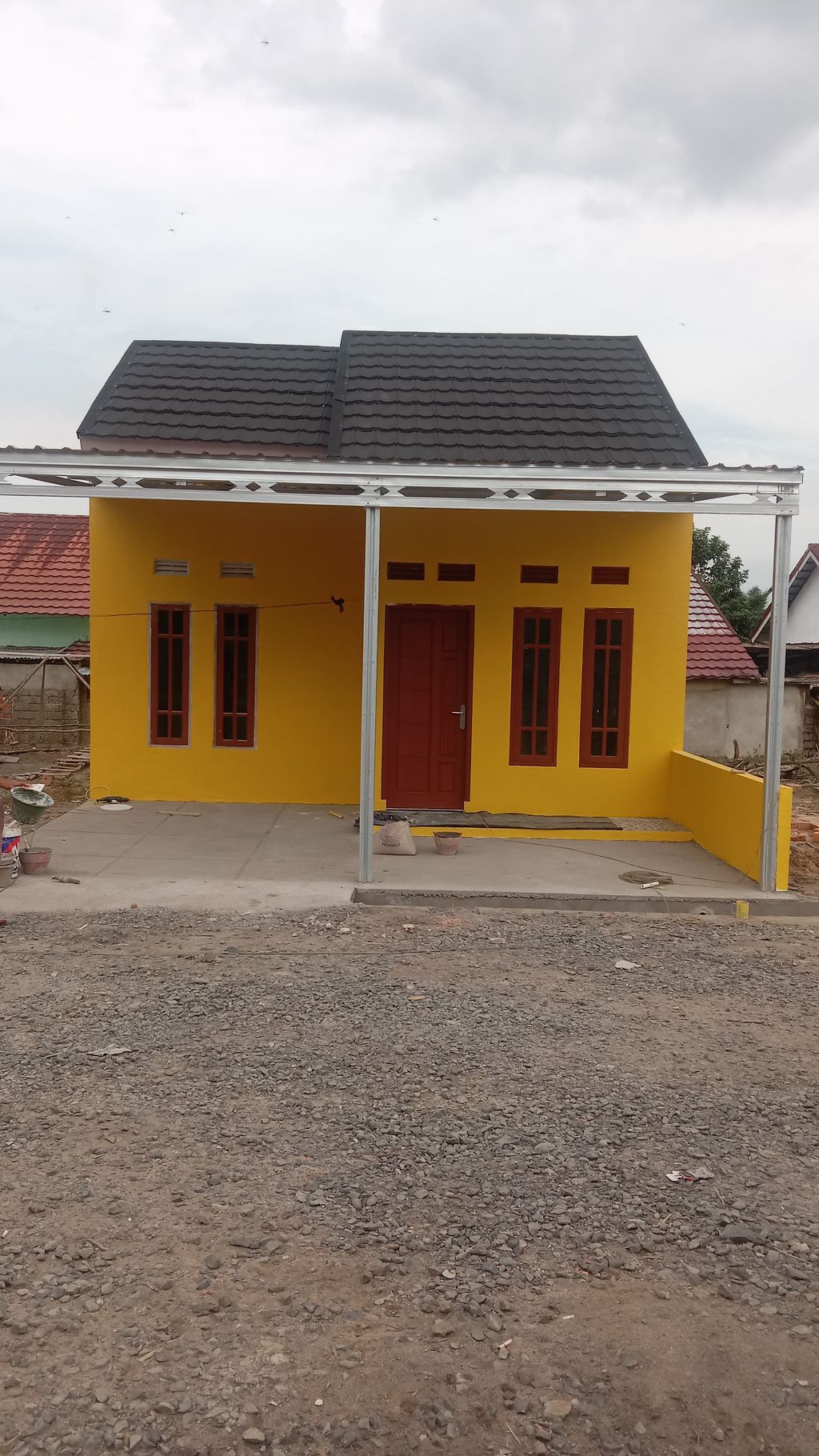 foto tampak rumah tipe 36 perumahan GAJAH MADA RESIDENCE GELUMBANG
