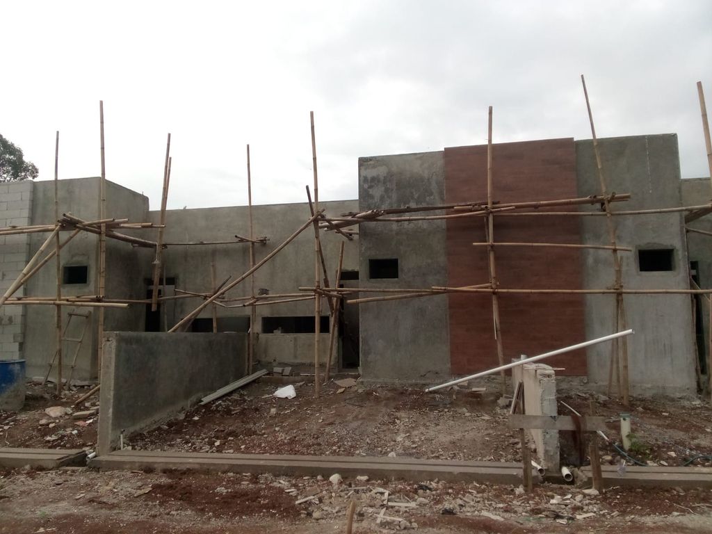 foto tampak rumah tipe F11 perumahan D'Paradiso