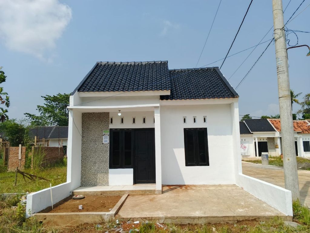 foto tampak rumah tipe 30 perumahan Perumahan Griya Tanjung