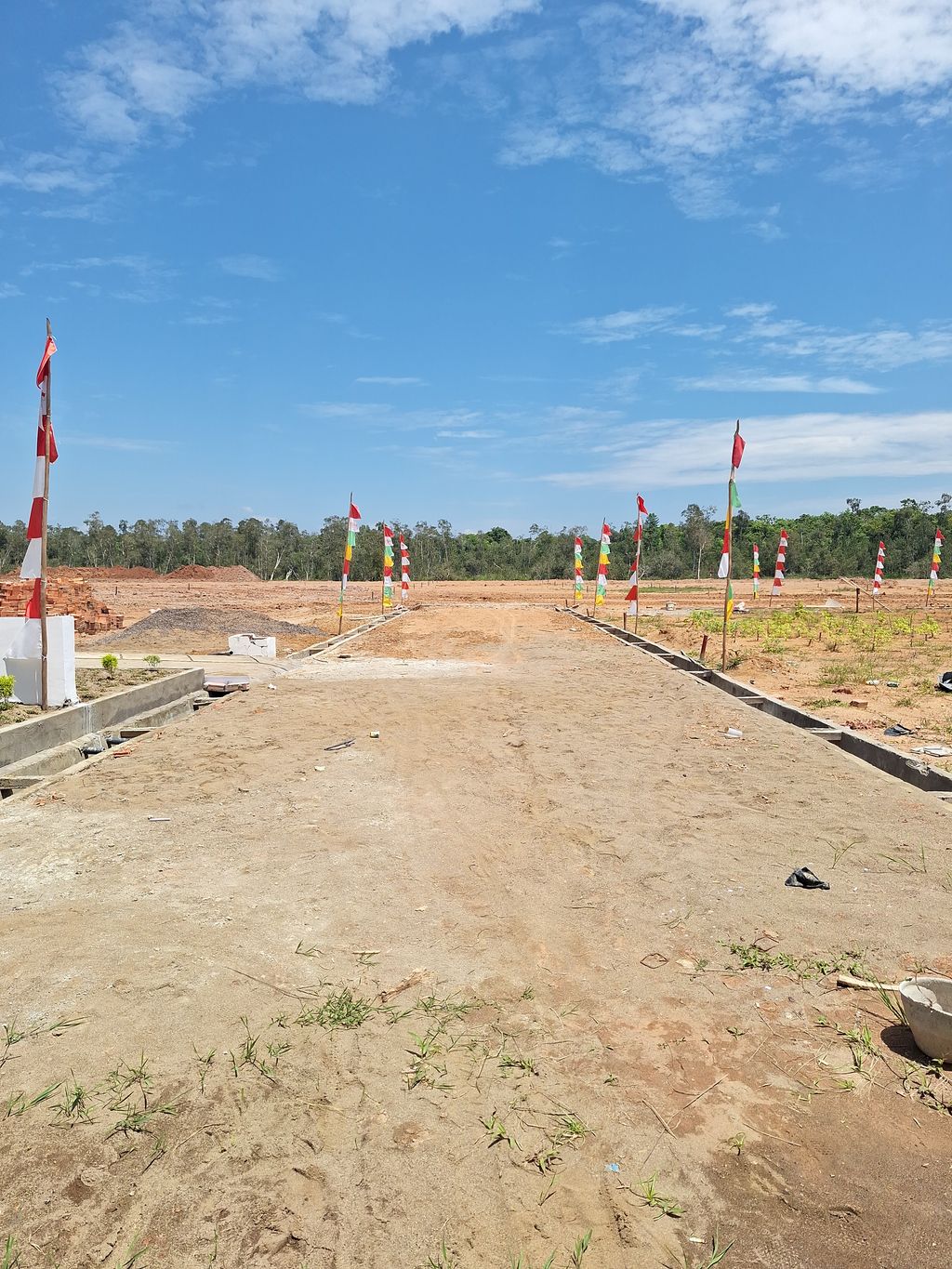 foto posisi tengah perumahan GRAND KENCANA UTAMA CLUSTER BALI II