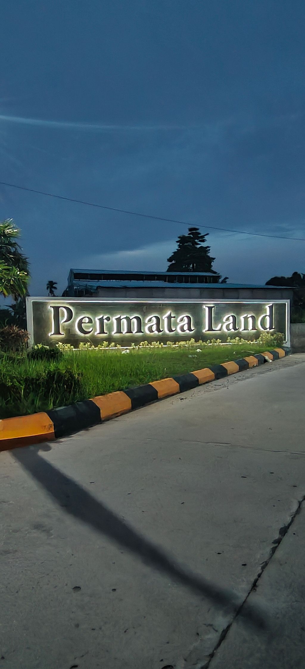 foto gerbang perumahan PERMATA LAND 4 ONYX