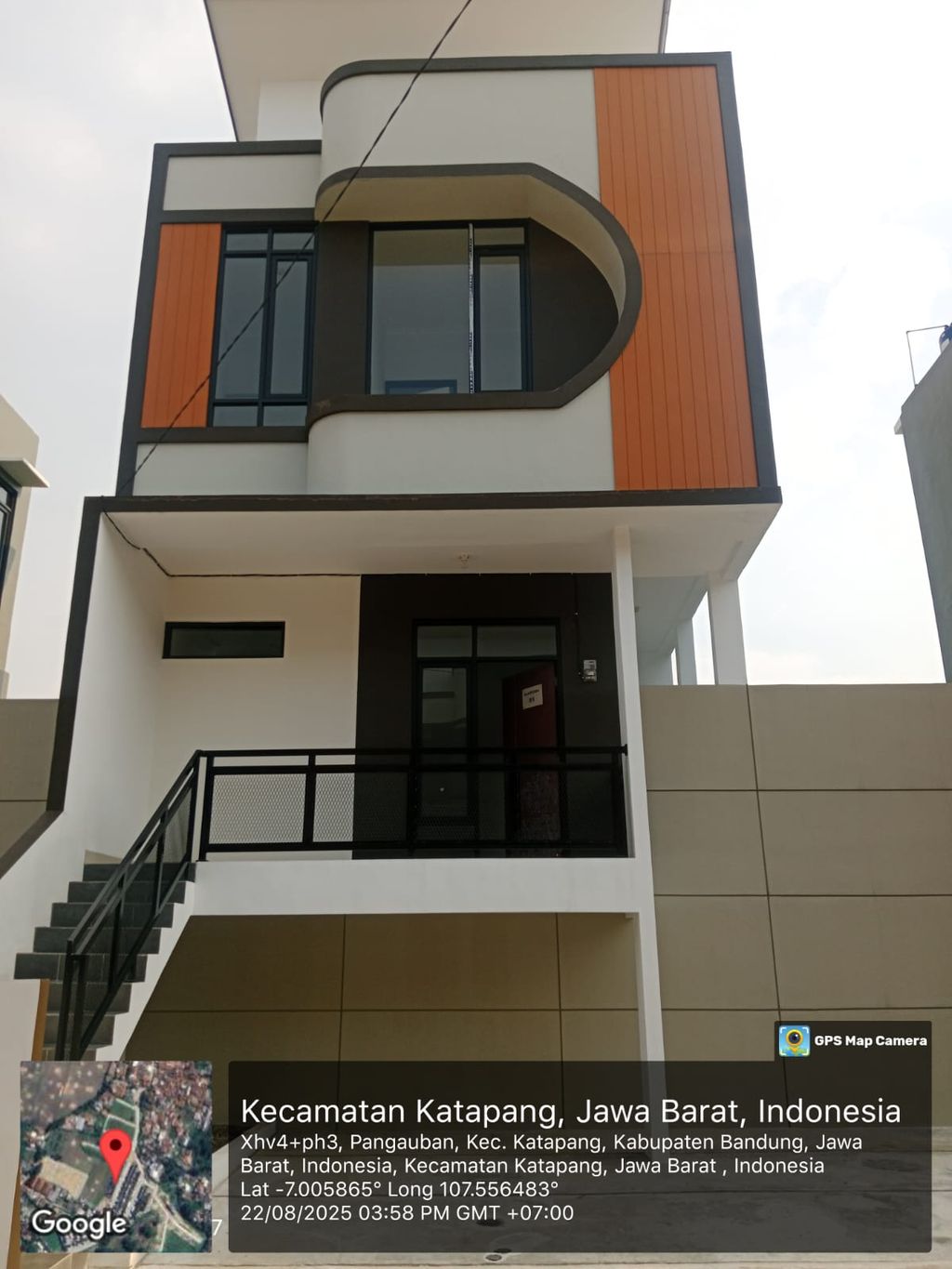 foto tampak rumah tipe 50 Compact 3 Kamar HC (615) perumahan G-Land Katapang Residence 1