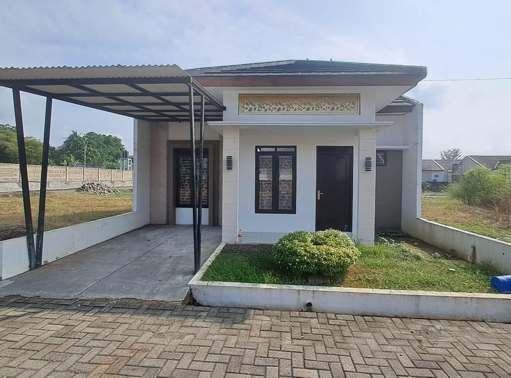 foto tampak rumah tipe BLOK A perumahan PERMATA PERWIRA