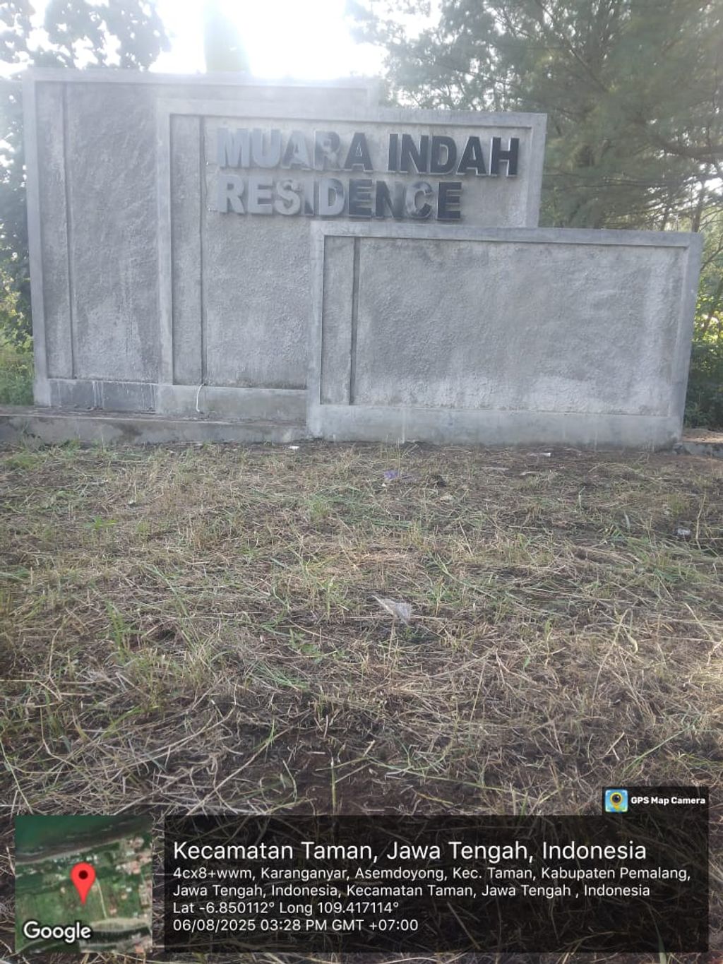 foto gerbang perumahan Muara Indah Residence