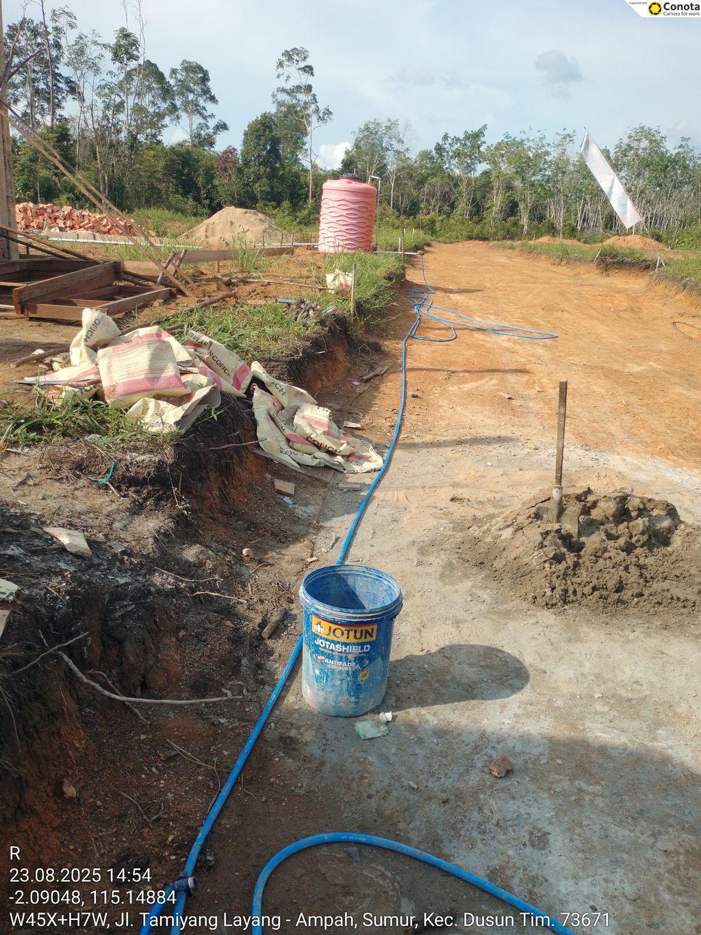foto posisi tengah perumahan PERUMAHAN ADELLA RESIDENCE