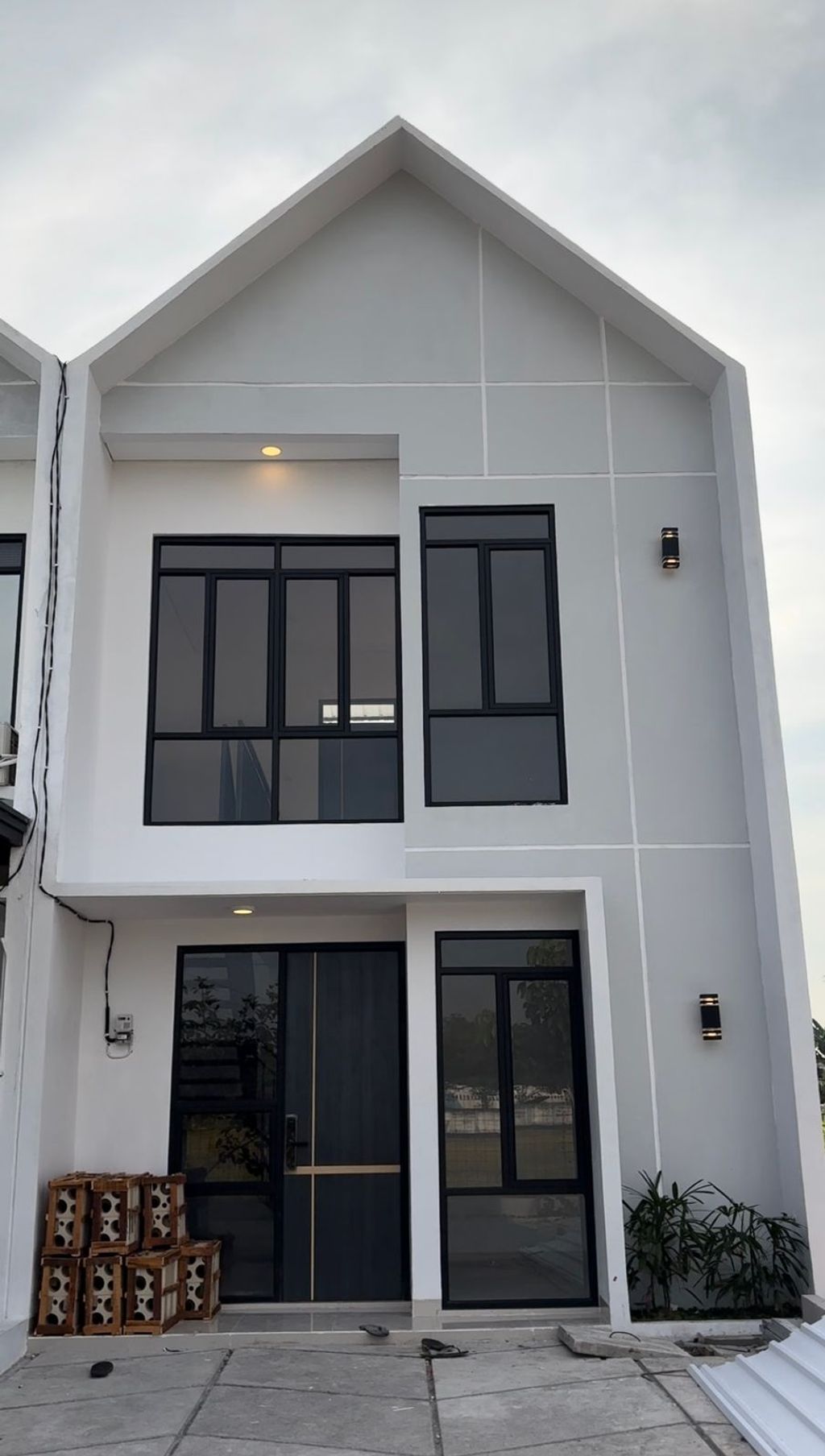 foto tampak rumah tipe Livy perumahan THE ASTERIA PARKVIEW
