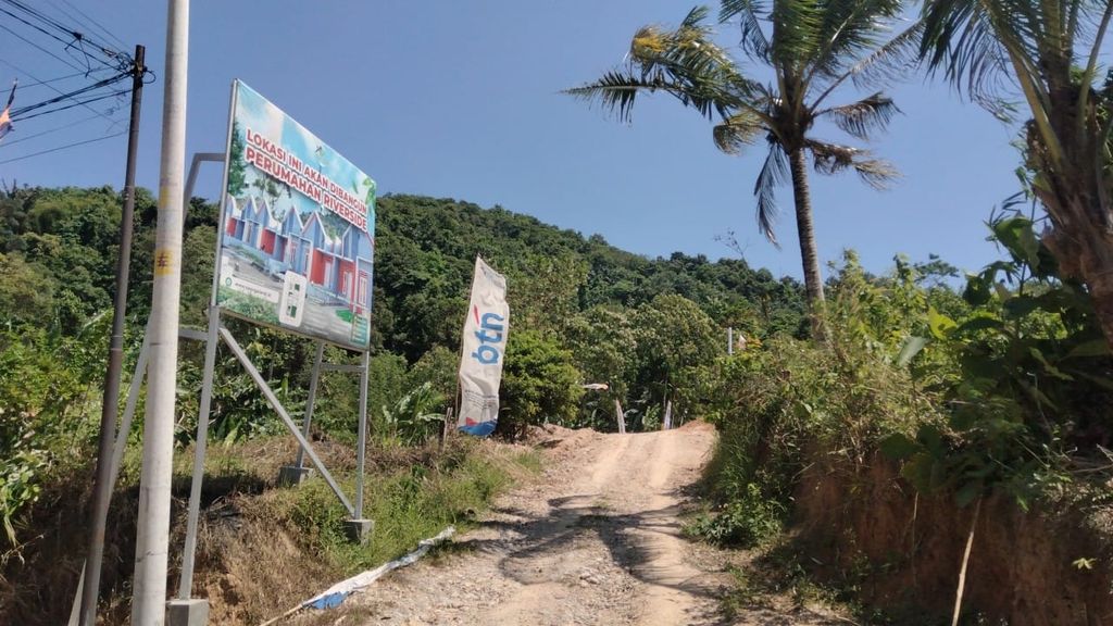 foto gerbang perumahan PERUMAHAN RAKHA LAND