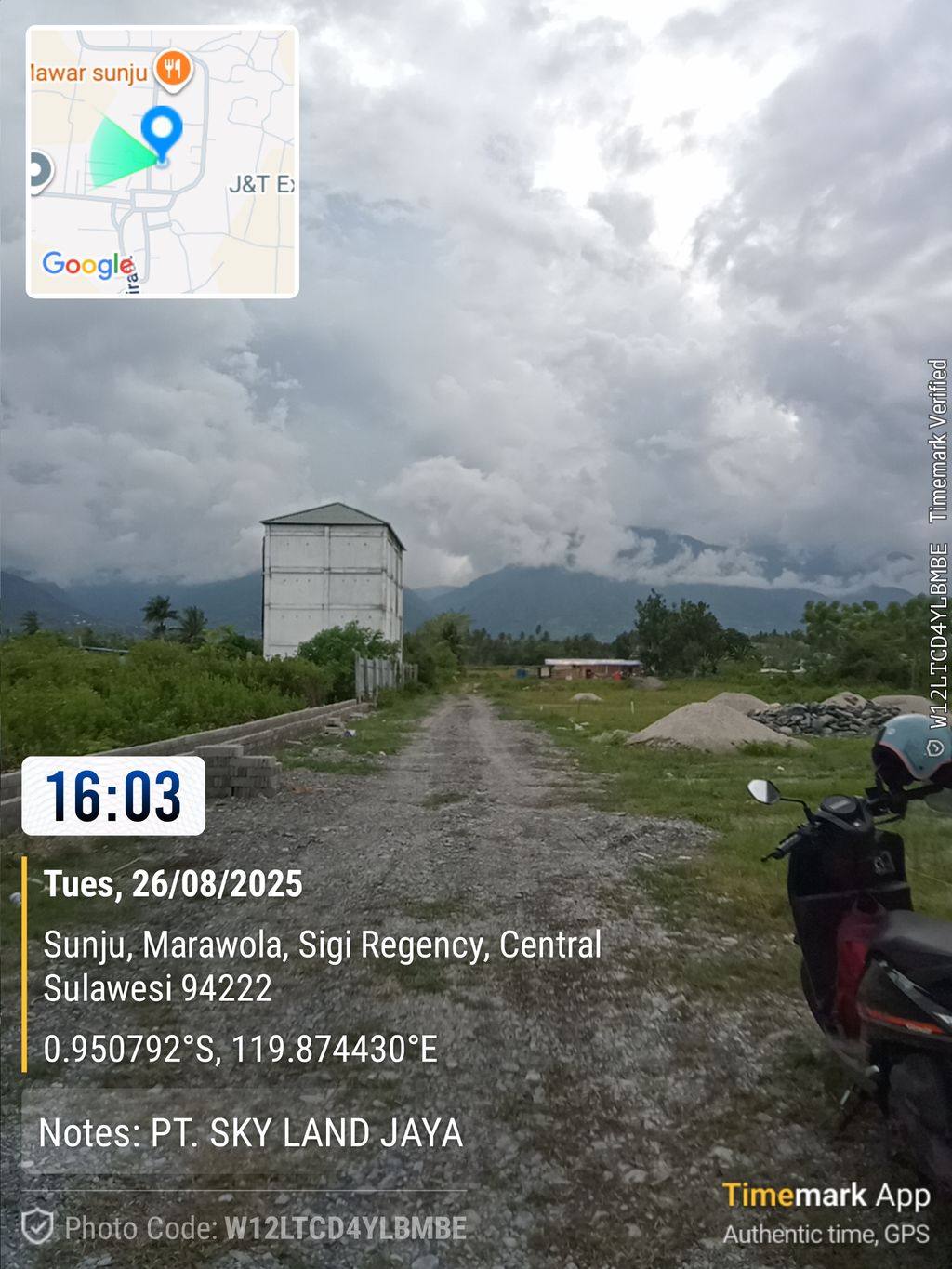 foto posisi tengah perumahan SKY LAND SUNJU