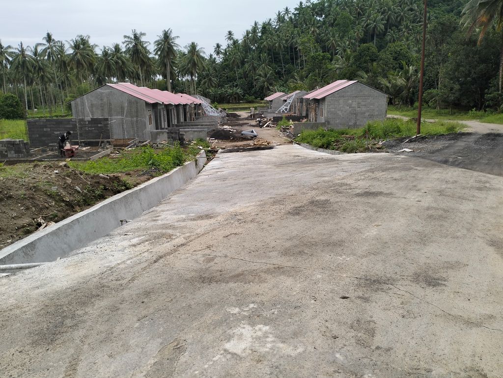 foto gerbang perumahan CHERRY LAND 6