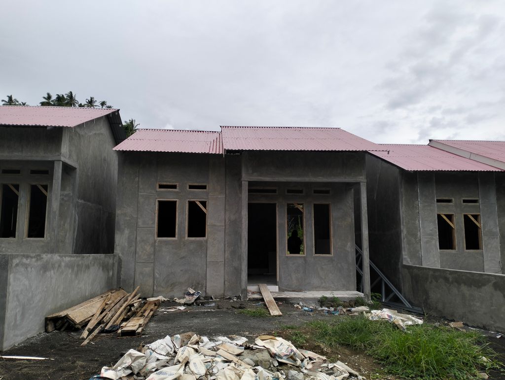 foto contoh rumah perumahan CHERRY LAND 6