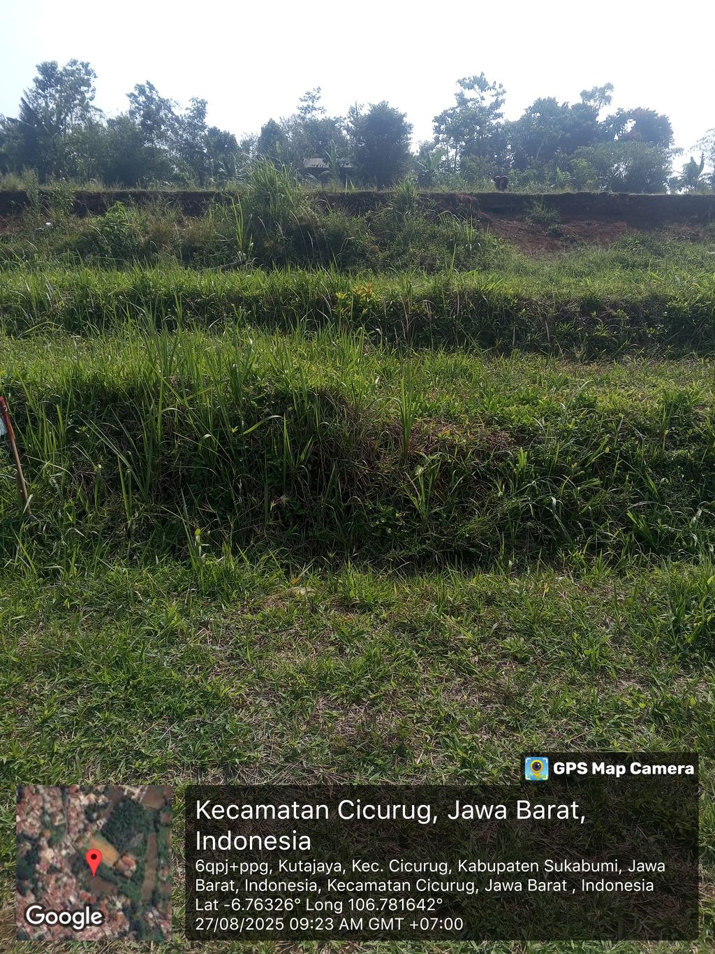 foto posisi tengah perumahan Bumi Tengklong Indah