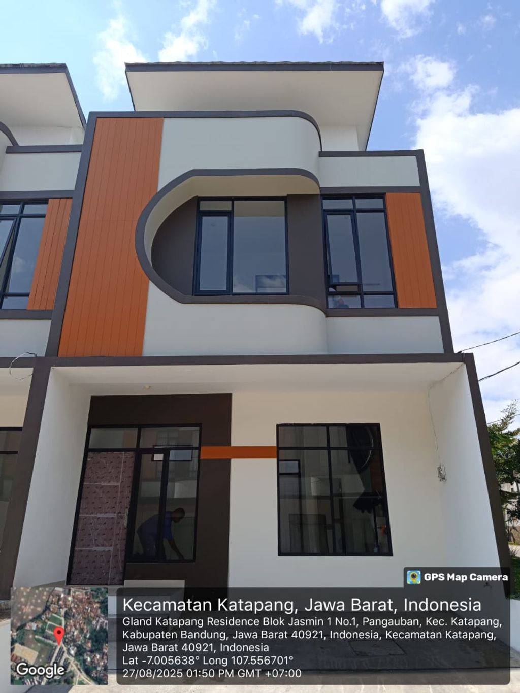 foto tampak rumah tipe 50 Compact 3 Kamar HC (566) perumahan G-Land Katapang Residence 1