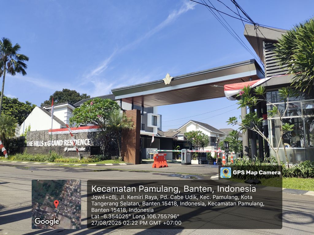 foto gerbang perumahan GRAND RESIDENCE PONDOK CABE