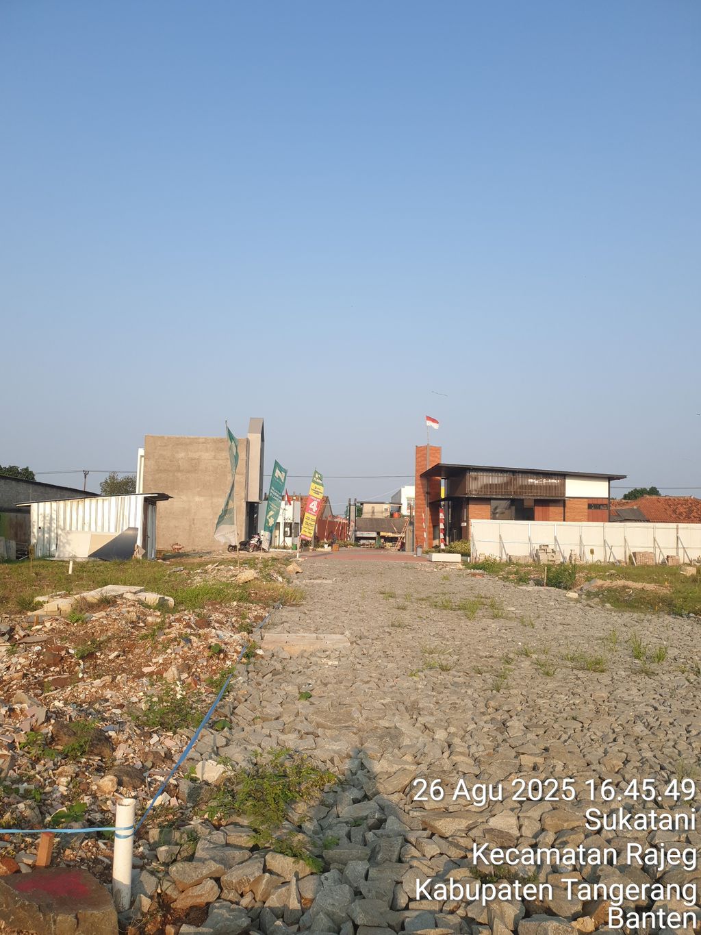 foto posisi tengah perumahan Elnino Living