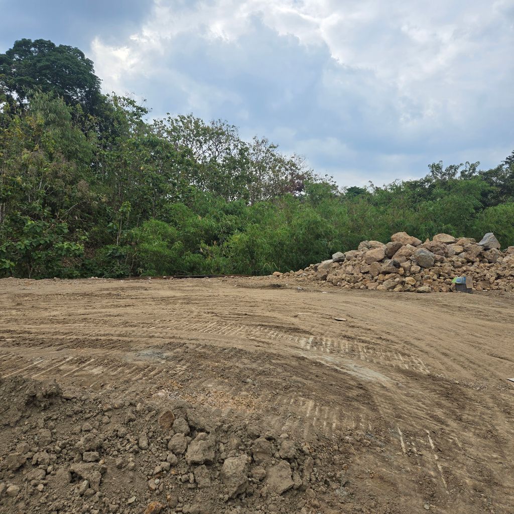 foto posisi tengah perumahan LATKHA RESIDENCE