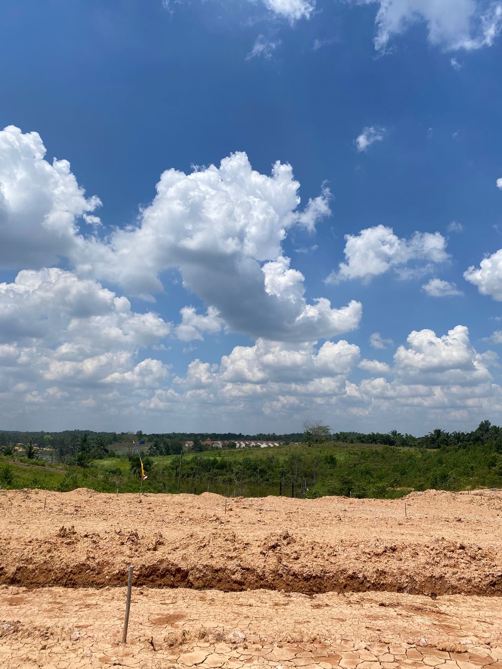 foto posisi tengah perumahan Griya Baiti Sahdiyah Permai