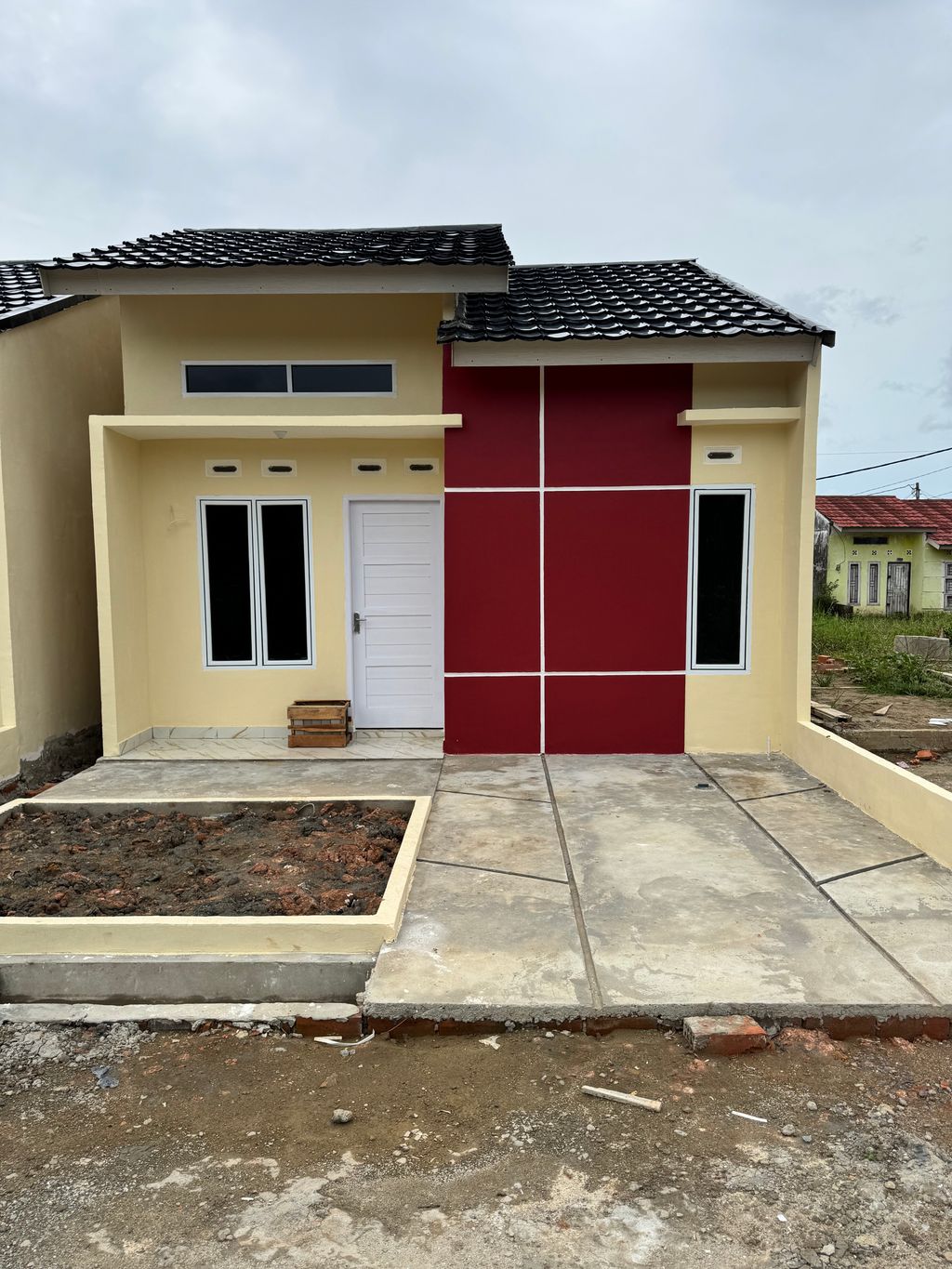 foto tampak rumah tipe RS Lilya perumahan LILYA RESIDENCE TAHAP 2B