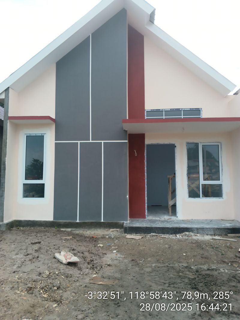 foto contoh rumah perumahan TAFARIZ ROYAL HILLS