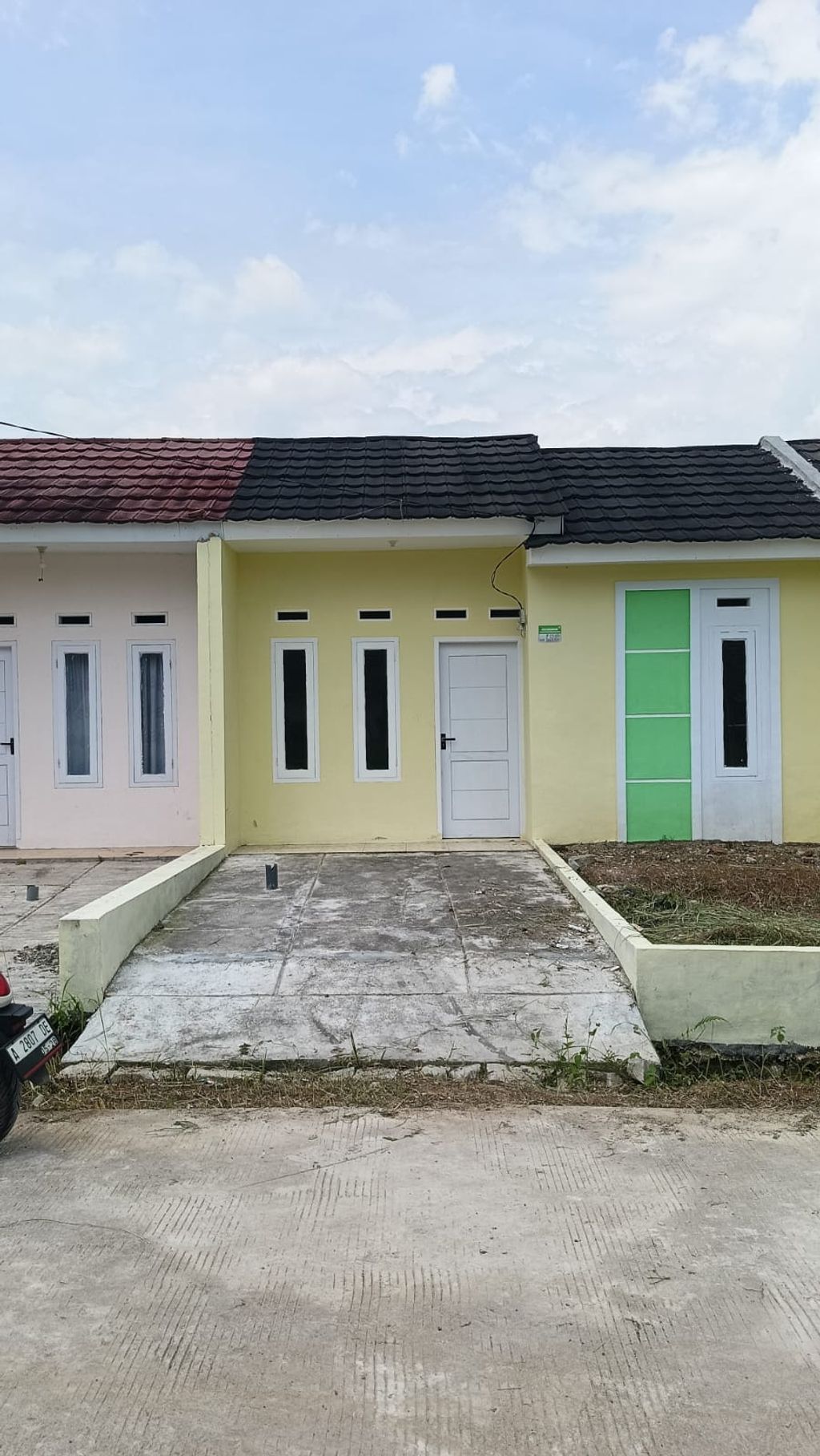foto tampak rumah tipe 33/72 (166) perumahan GRIYA TUNJUNG TEJA RESIDENCE