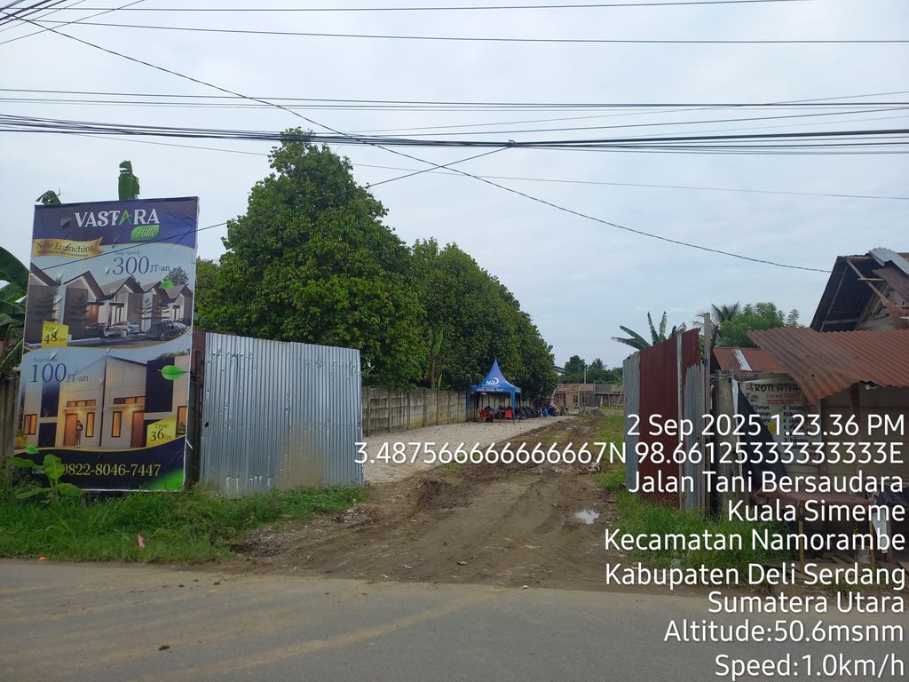 foto gerbang perumahan Vastara hills