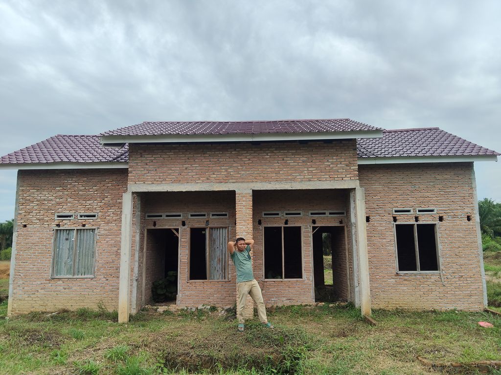 foto contoh rumah perumahan De Prabu 8