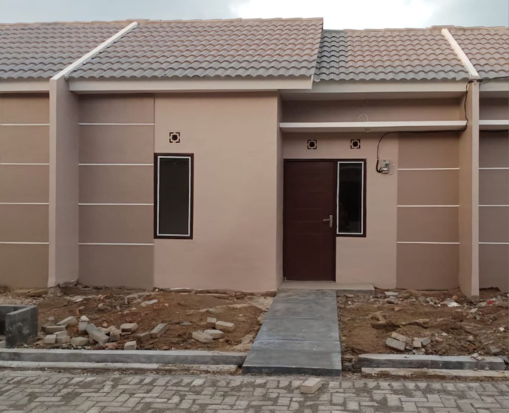 foto tampak rumah tipe 28/60 perumahan CEMPAKA RESIDENCE