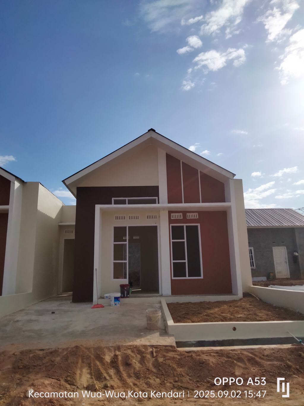 foto contoh rumah perumahan grand lagosi tahap 2
