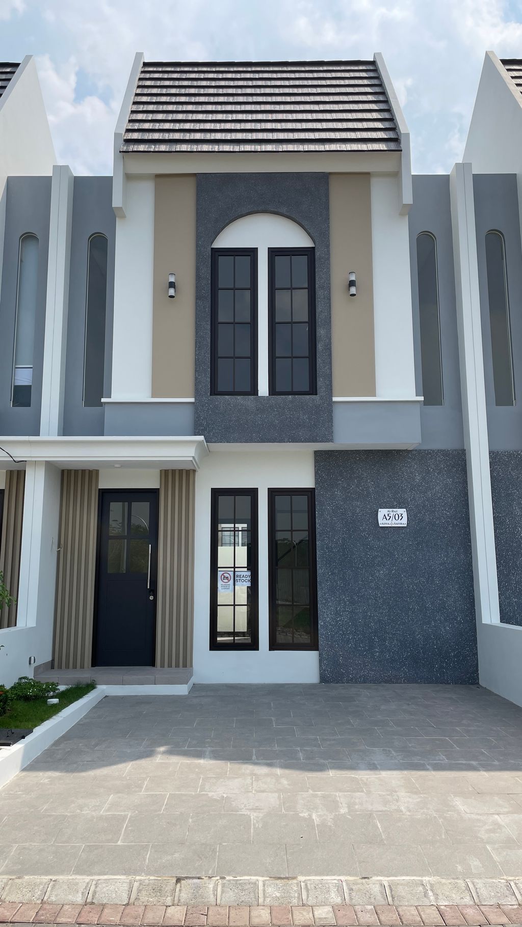 foto contoh rumah perumahan ADYA SAFIRA