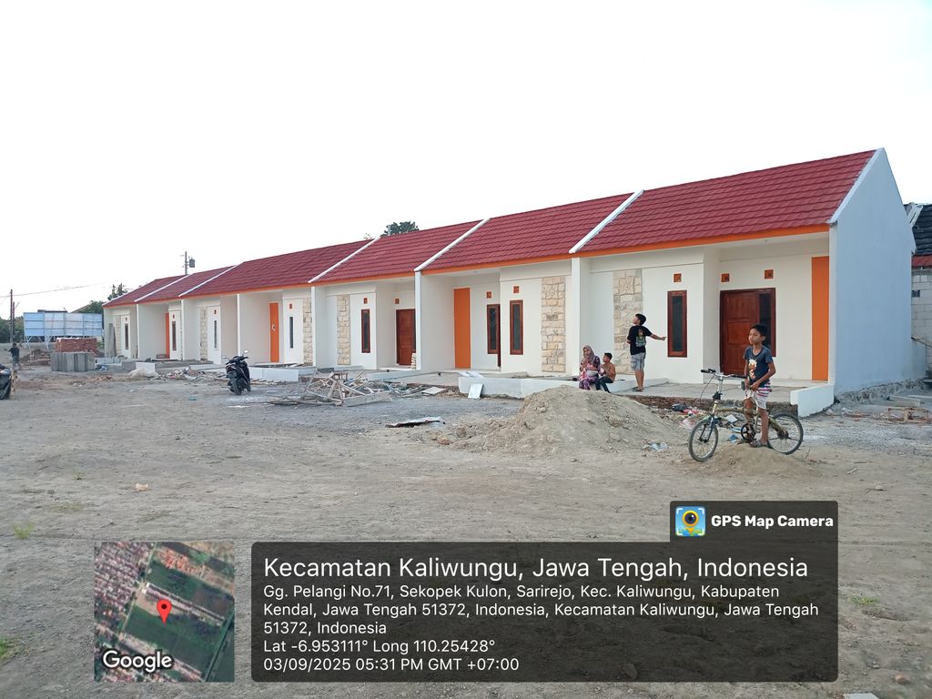 foto posisi tengah perumahan KALIWUNGU VILLAGE 2 EXTENSION