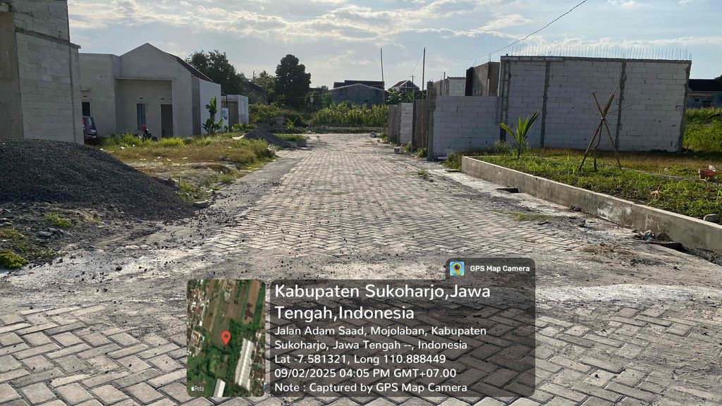 foto posisi tengah perumahan MUTIARA RESIDENCE TRIYAGAN