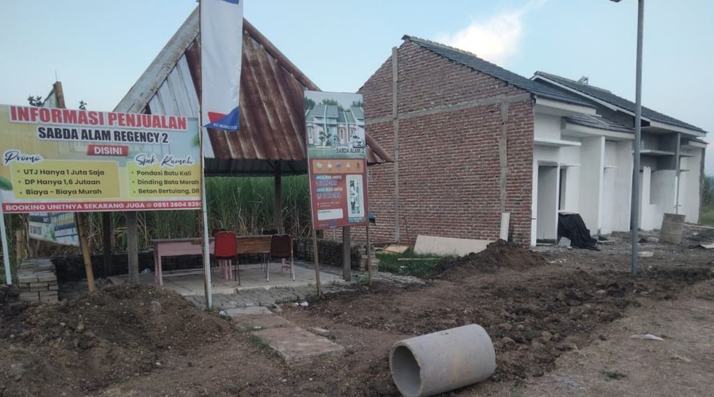 foto gerbang perumahan SABDA ALAM REGENCY2