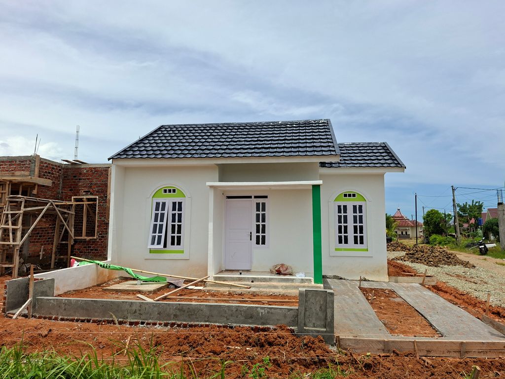 foto tampak rumah tipe Subsidi perumahan GREEN BINTANG BENTIRING 2
