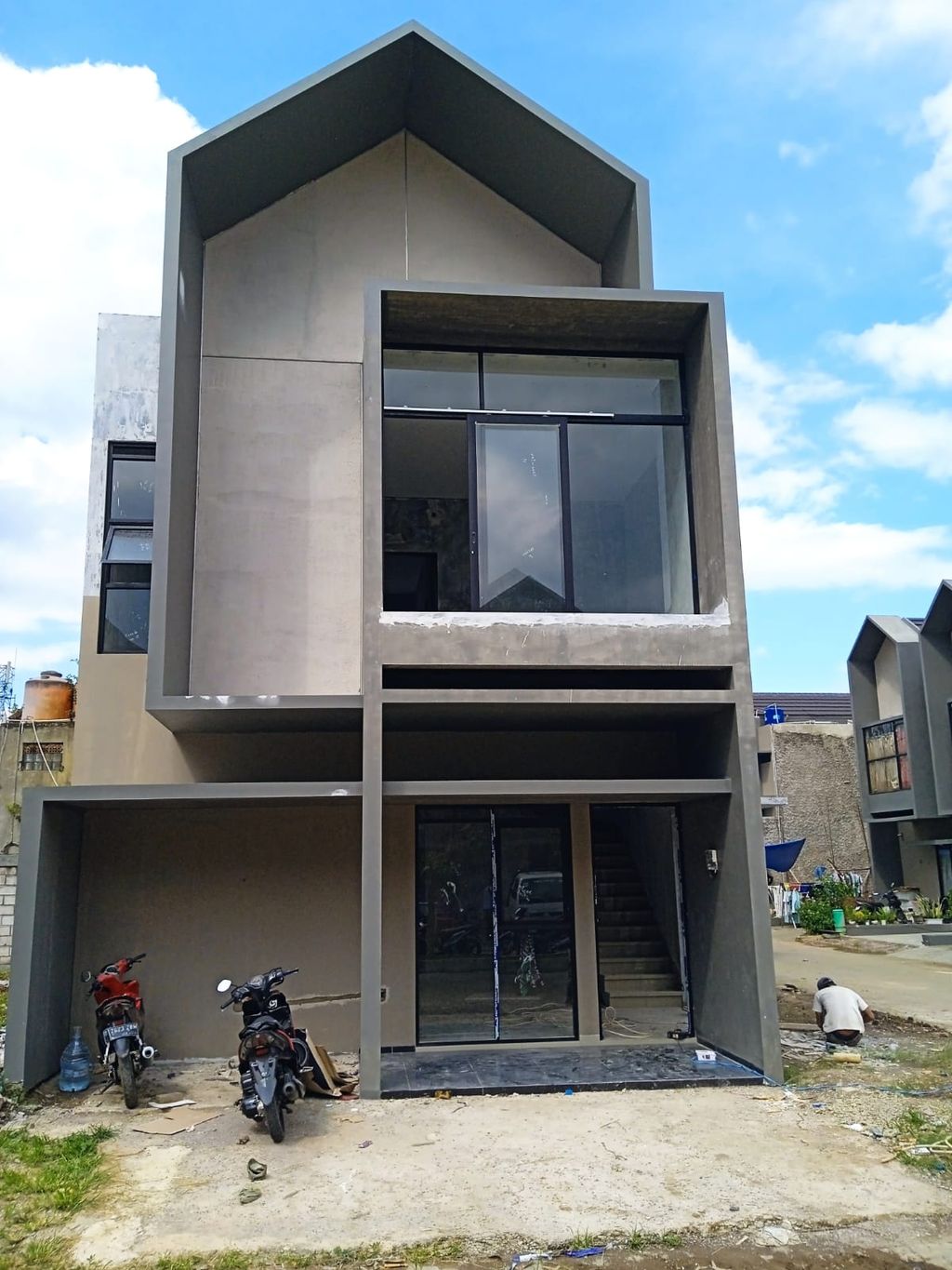 foto tampak rumah tipe 120 (A20) perumahan Kopo Harmonis Townhouse