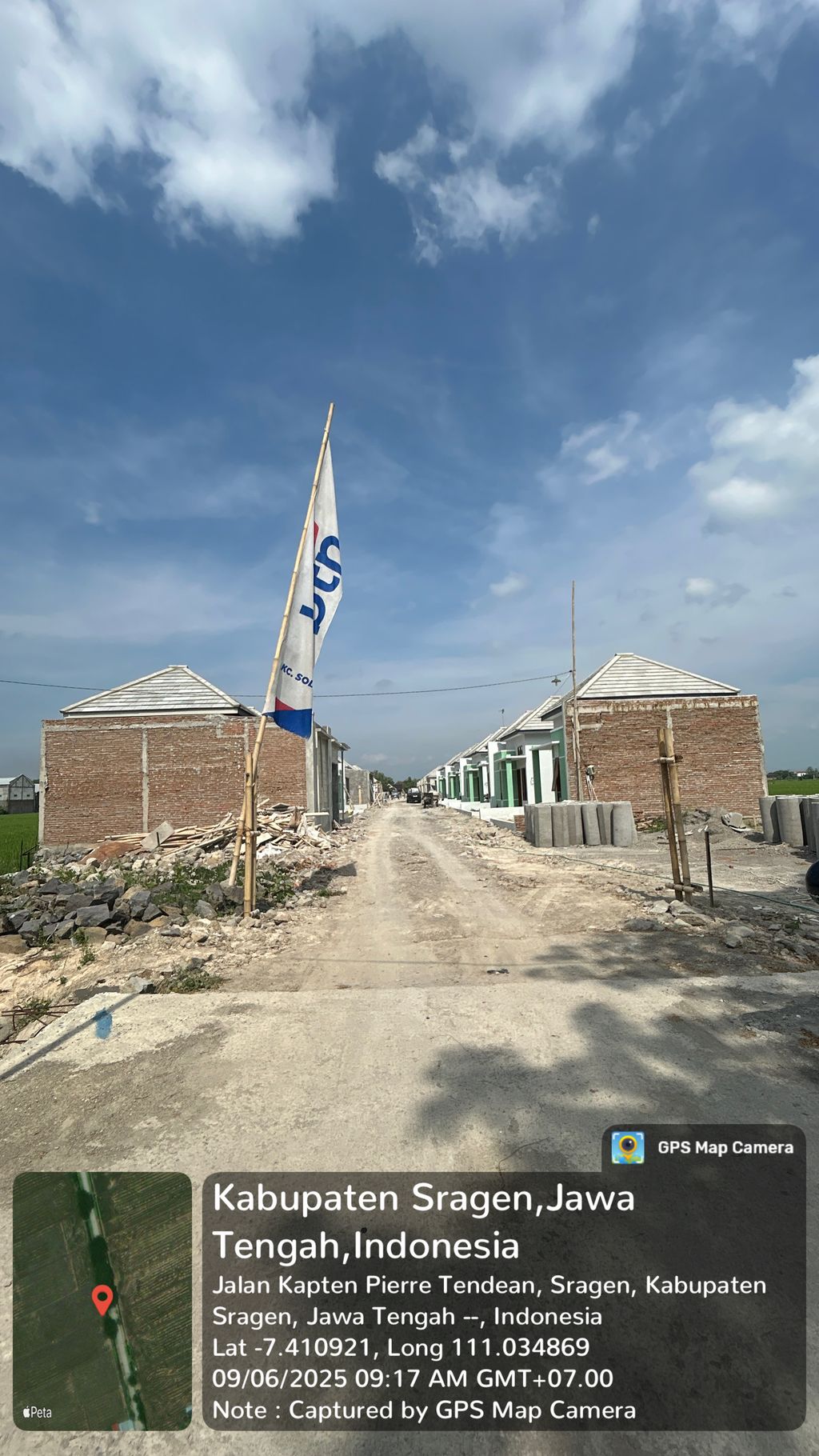 foto gerbang perumahan Griya Aswani