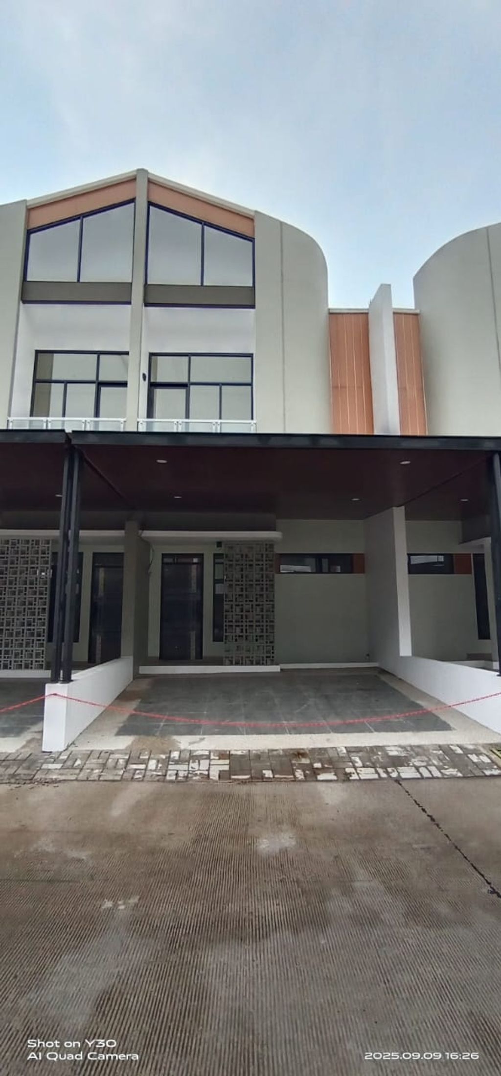 foto tampak rumah tipe 60 Compact 3 Kamar HC (711) perumahan G-Land Ciwastra Park 2