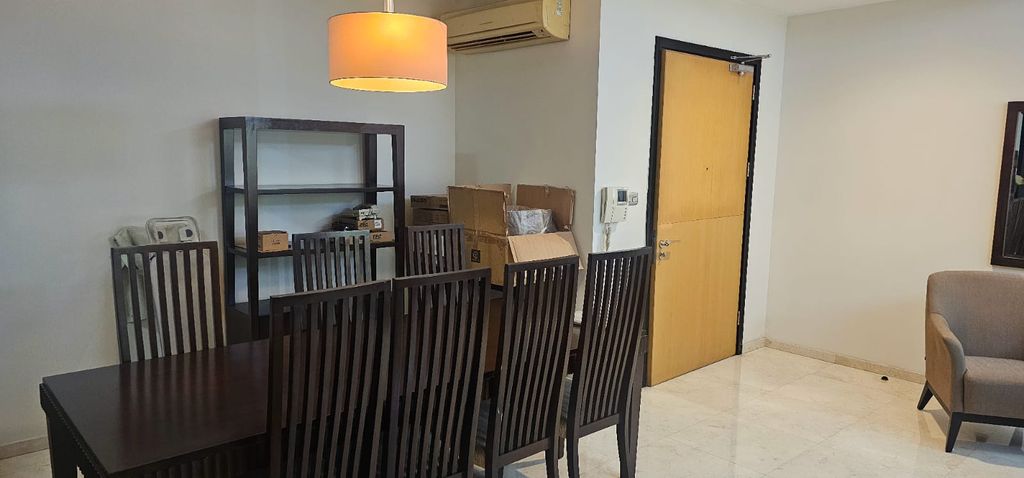foto tampak rumah tipe UNIT 2606 perumahan Setiabudi Residences