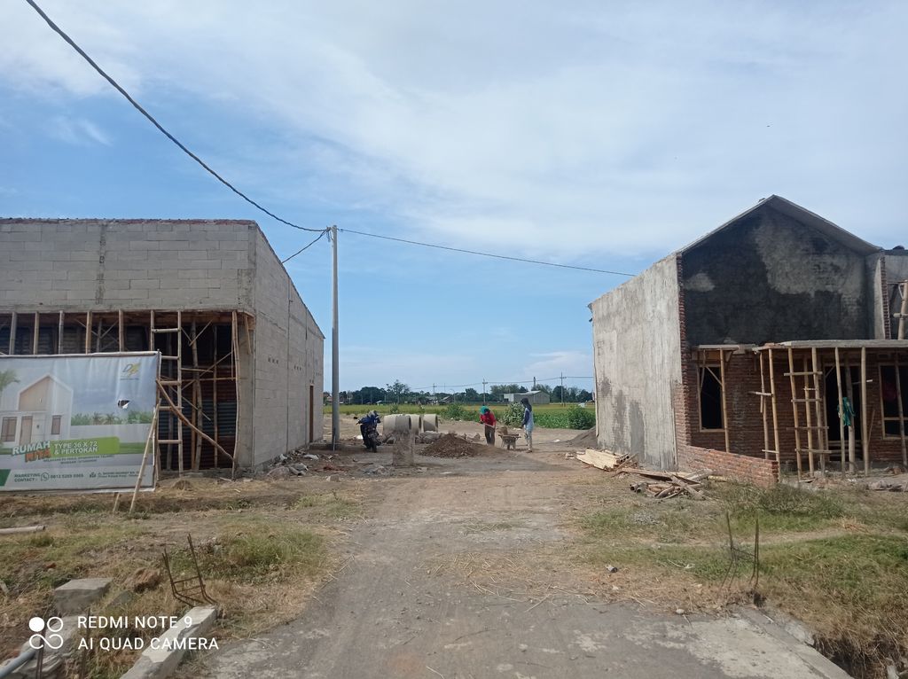 foto gerbang perumahan RUMAH KITA