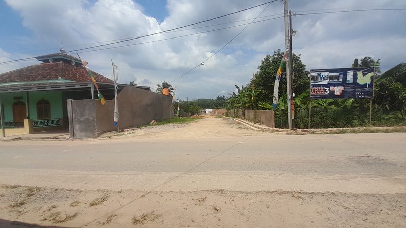 foto gerbang perumahan PERUMAHAN TRIA MAHAN 3