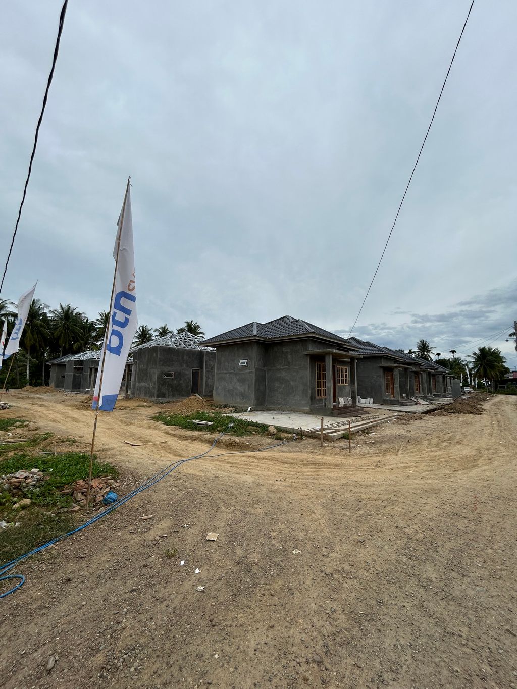 foto posisi tengah perumahan MOSAN RESIDENCE