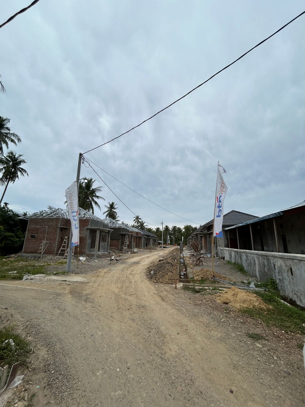foto gerbang perumahan MOSAN RESIDENCE