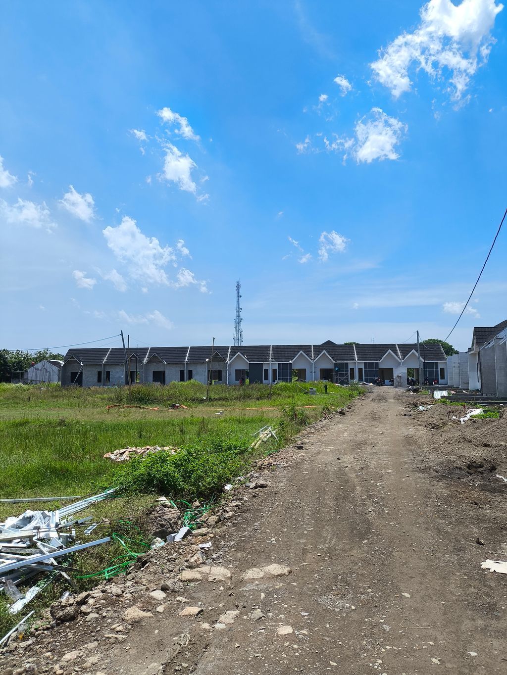 foto posisi tengah perumahan Grand Pesona Residence 2