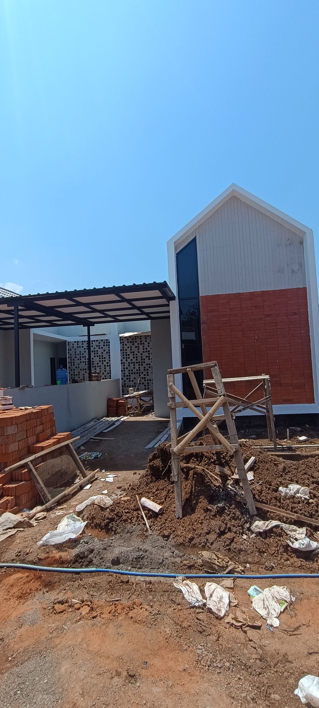 foto contoh rumah perumahan KERATON HILLS