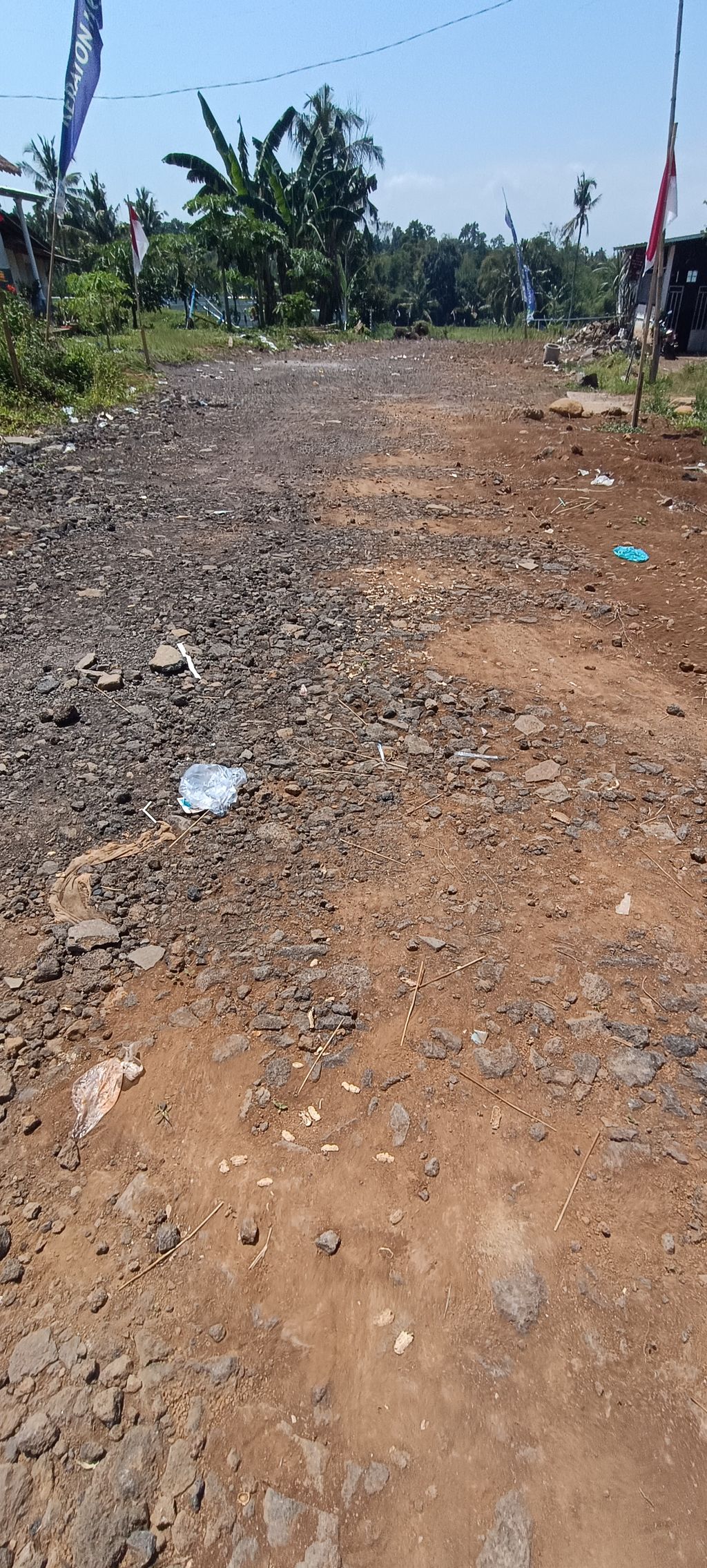 foto posisi tengah perumahan KERATON HILLS